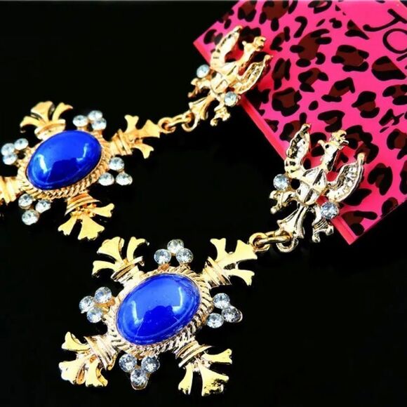 BJ BLUE EARRINGS NWT JUST IN! - Picture 5 of 6